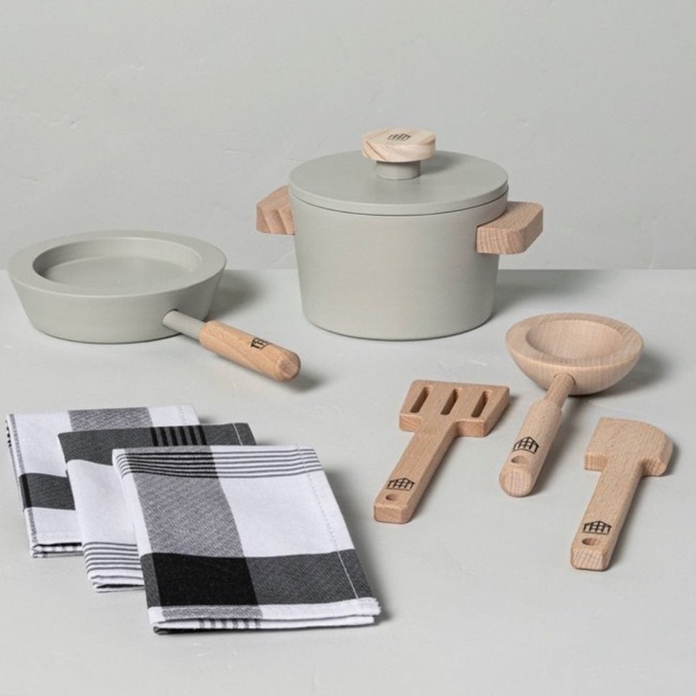 Children’s Wooden Toy Cooking Set